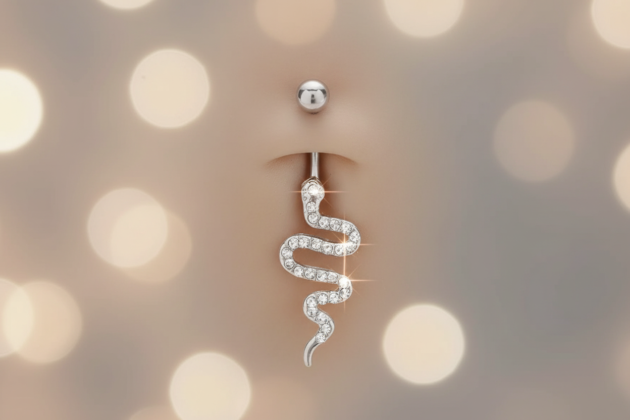 Navelpiercing slang kristallen josujo stijl