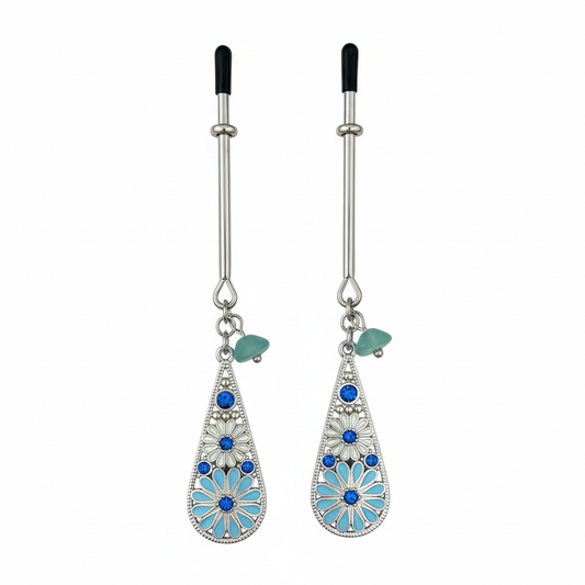 Blauwe bloemen tepelklemmen